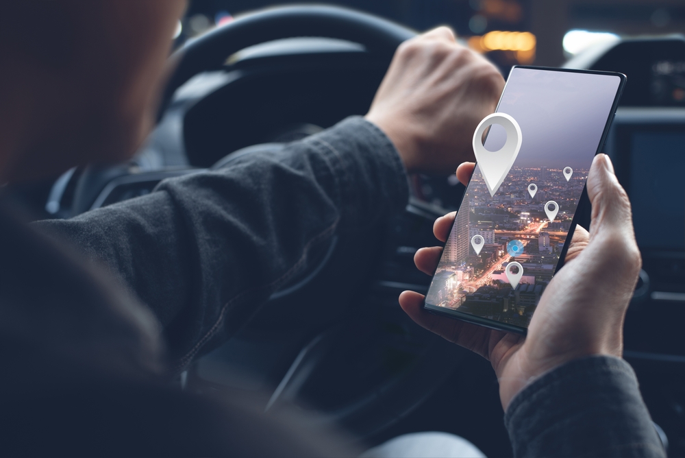 Smart Driver Companion - An AI-enhanced Flutter app for intelligent driver behavior monitoring, community alerts, navigation, and service location.